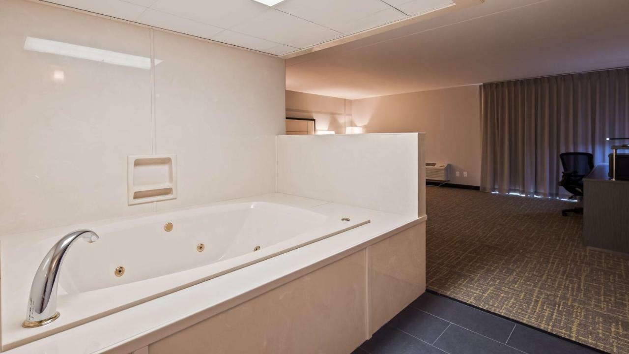 Best Western Plus Columbia River Hotel & Conference Center Річленд Екстер'єр фото